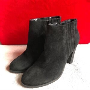 NWOB Santana Kaliopi Suede Ankle Boot